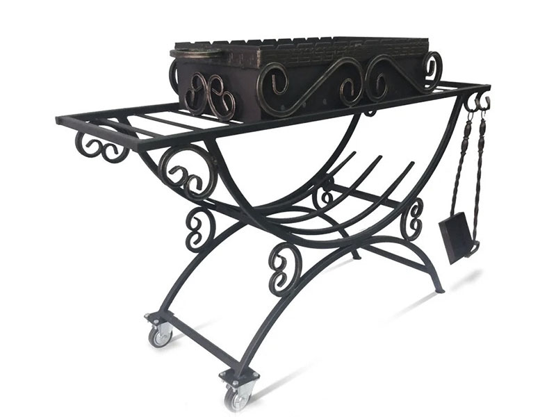 Мангал с элементами ковки 1